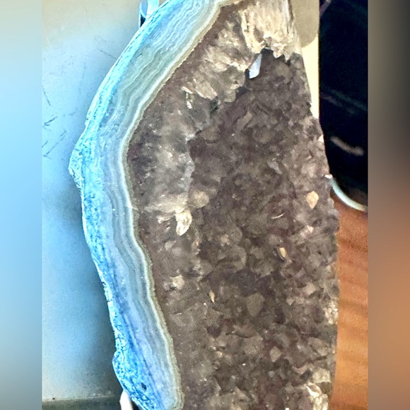 Amethyst - Picture 2 of 6